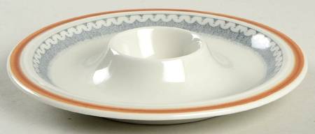 Burgund Egg Holder