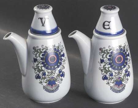Mazurka Vinegar and Oil Set with "V" and "O" Stoppers