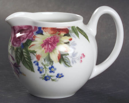Alice II Creamer