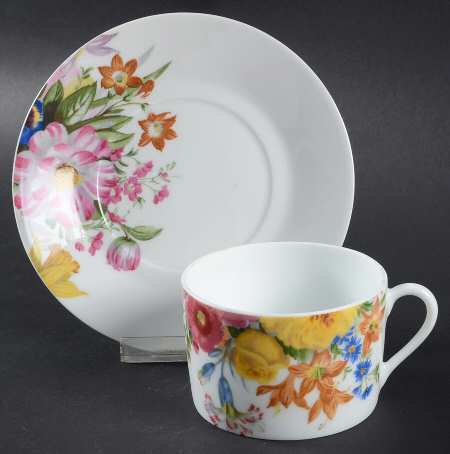 Alice II Flat Cup & Saucer Set