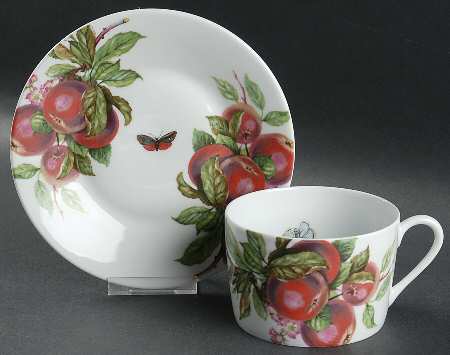 Compote Oversized Cup & Saucer Set