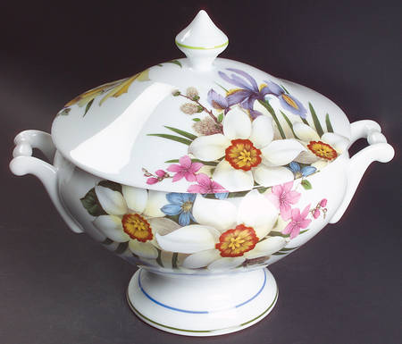 Narcissus Tureen &  Lid