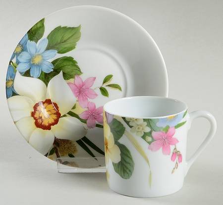 Narcissus Flat Demitasse Cup & Saucer Set