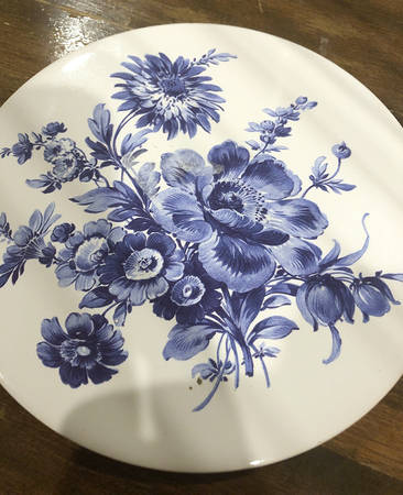 Potpourri Blue Trivet