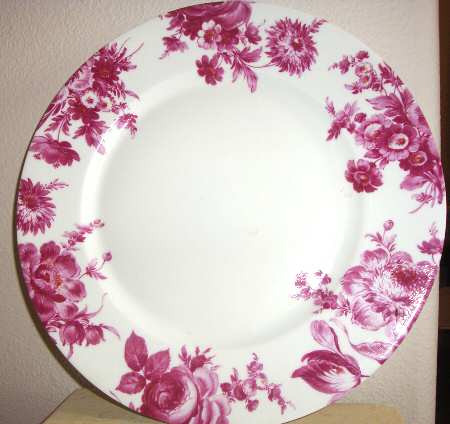 Potpourri Red Service Plate (Charger)