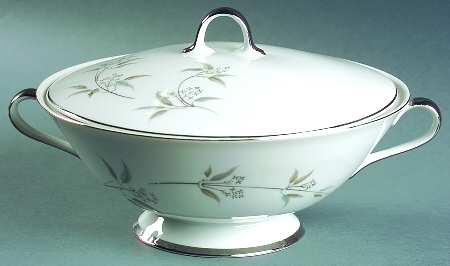 Alyson Round Covered Vegetable