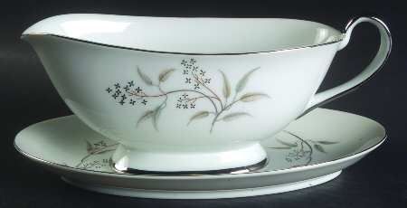 Alyson Gravy Boat & Underplate/Relish