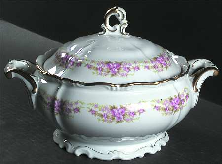 Dresden Rose Round Covered Vegetable