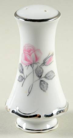 Elegante Salt Shaker by Grace