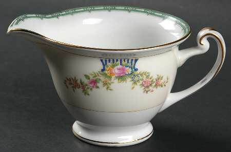 GRA3 Creamer by Grace