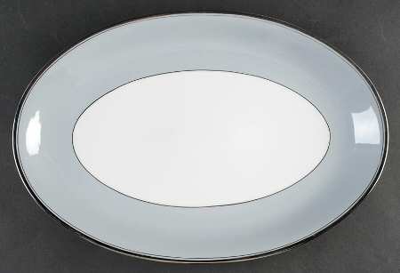 Graymont (Platinum Trim) 16" Oval Serving Platter