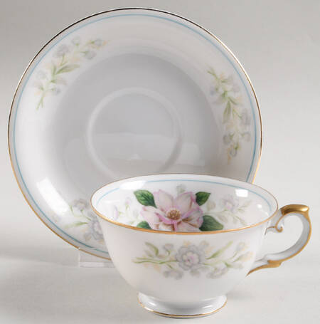 Rochelle Footed Cup & Saucer Set