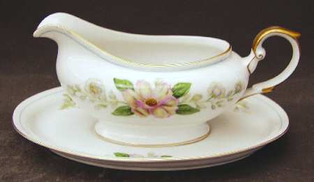 Rochelle Gravy Boat & Underplate
