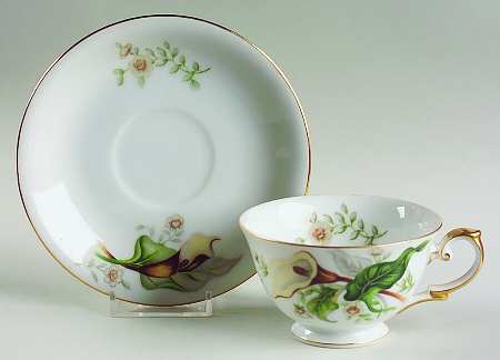 Wood Lily Footed Cup & Saucer Set by Grace