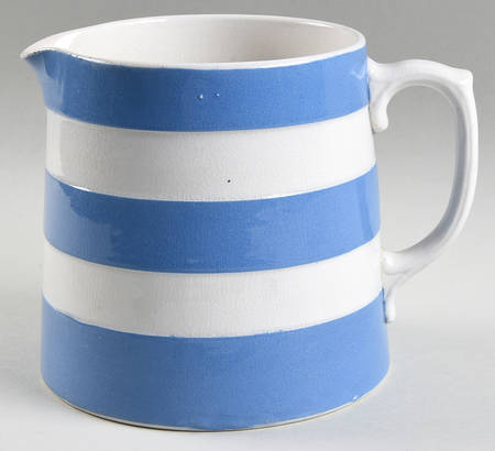 Cornish Blue White (Shield and TG Green) 60 Oz Pitcher