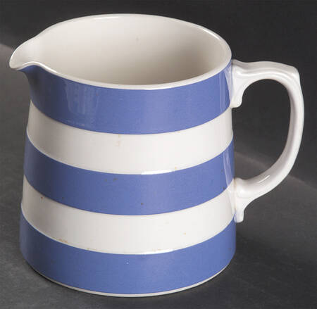 Cornish Blue White (Shield and TG Green) 32 Oz Jug