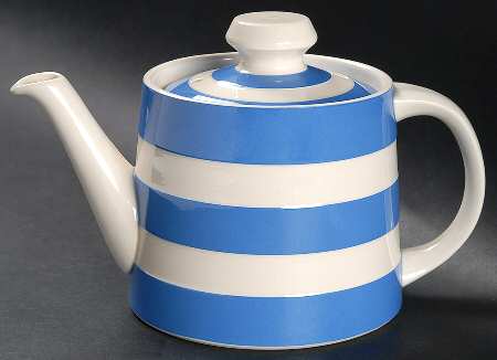 Cornish Blue White (Shield and TG Green) Teapot & Lid