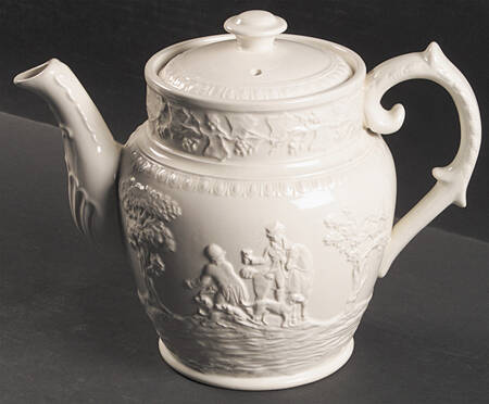 Hunt Club Coffee Pot & Lid