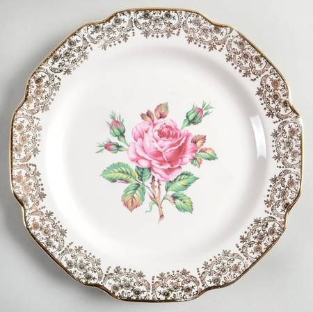 Briar Rose Luncheon Plate