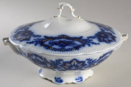 Alaska (Flow Blue, Gold Ring) Round Covered Vegetable