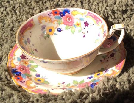 The Annabelle Footed Cup & Saucer Set