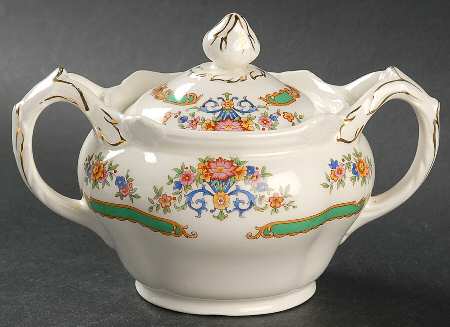 The Banbury Sugar Bowl & Lid