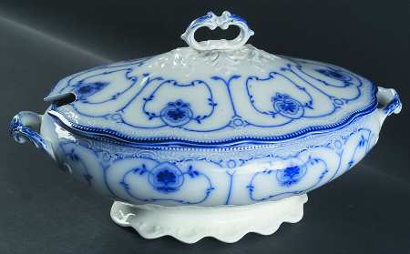 Beaufort Oval Tureen & Lid