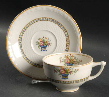 The Bristol Flat Cup & Saucer Set