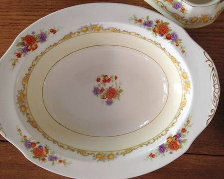 Brierley 9" Oval Vegetable Bowl