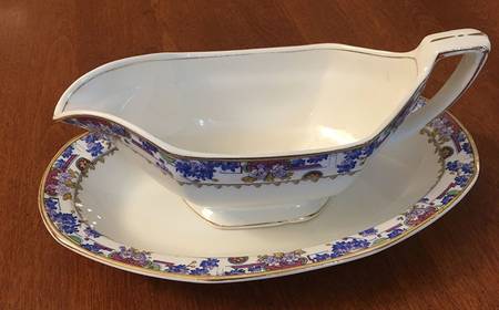 Cadore Gravy Boat & Underplate