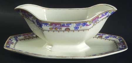 Cadore Gravy Boat with Attached Underplate