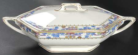 Cadore Octagonal Covered Vegetable by Grindley
