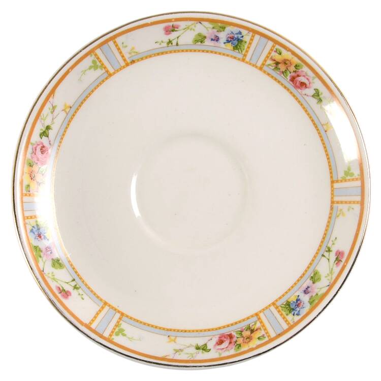 Carmona (Smooth Edge) Saucer