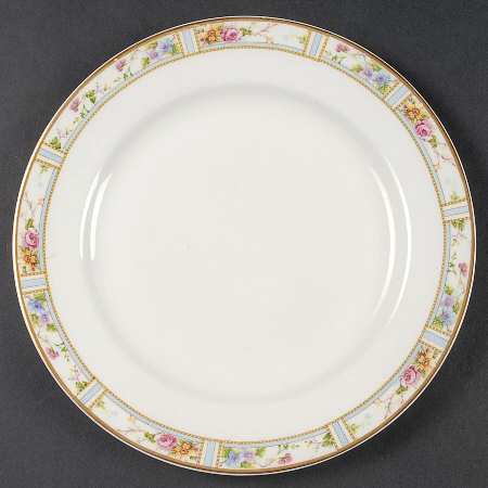 Carmona (Smooth Edge) Luncheon Plate