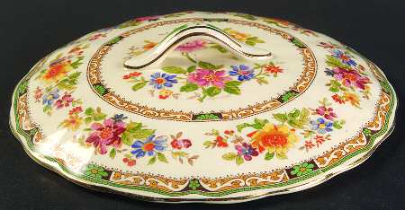 Chelsea Bouquet Lid for Round Vegetable