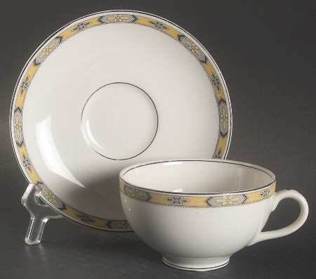 Chester Flat Cup & Saucer Set