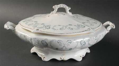 Clytie Round Covered Vegetable