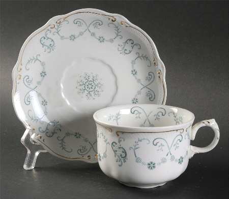 Clytie Flat Cup & Saucer Set