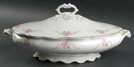Conway Oval Covered Vegetable by Grindley