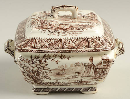Daffodil Brown Sauce Boat & Lid
