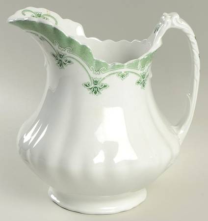 Derwent 64 Oz Pitcher