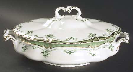 Derwent Oval Covered Vegetable