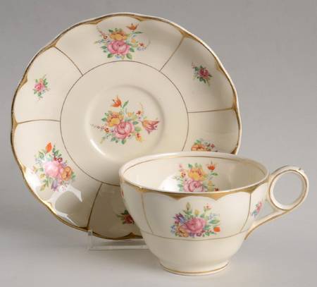 Duchess Footed Cup & Saucer Set