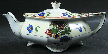 Gardenia Teapot & Lid