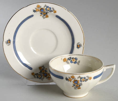 Hutton Flat Cup & Saucer Set