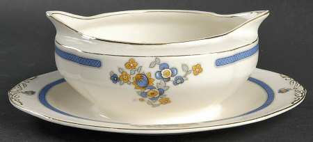 Hutton Gravy Boat with Attached Underplate