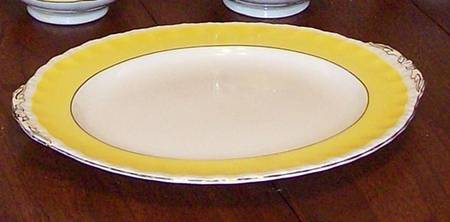 GRI58 Handled Cake Plate