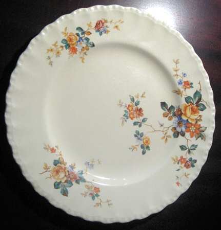 GRI67 Dinner Plate