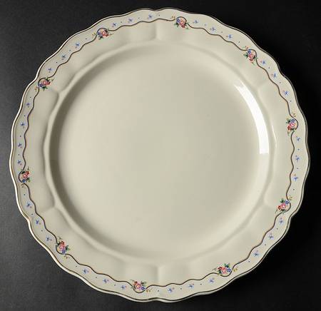 Linden Lea 13" Chop Plate (Round Platter)