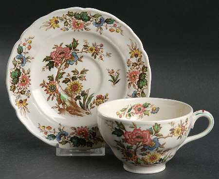 Lorraine Flat Cup & Saucer Set